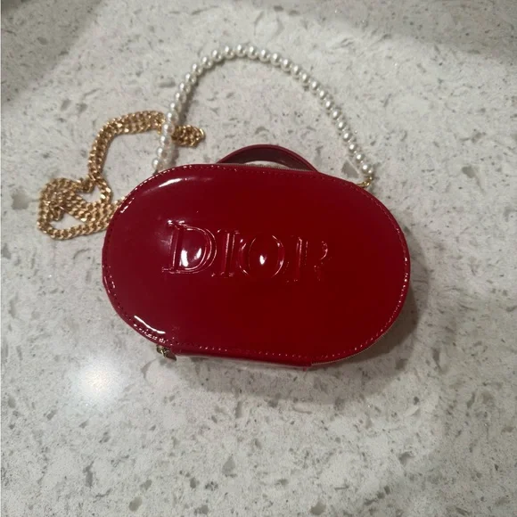Dior Red Patent Leather Clutch with Pearl and Gold Chain - Picture 2 of 5